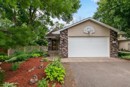 1082 Bay Drive SE