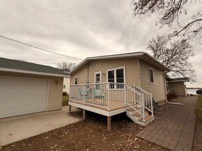 1590 W Lake Drive