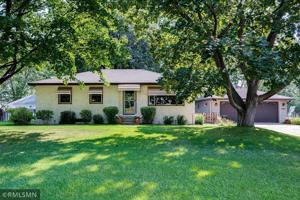 7663 Groveland