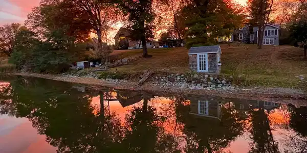 332 West Lake