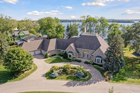 2771 Shadywood Road