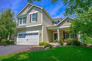 1076 Delano