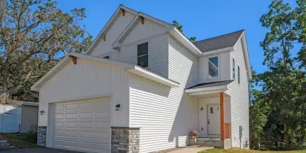 111 Clyde Place