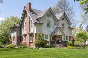 4326 Fremont S