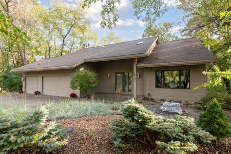 16795 Whittington Walk