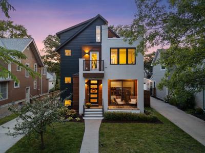 4516 Washburn Avenue S