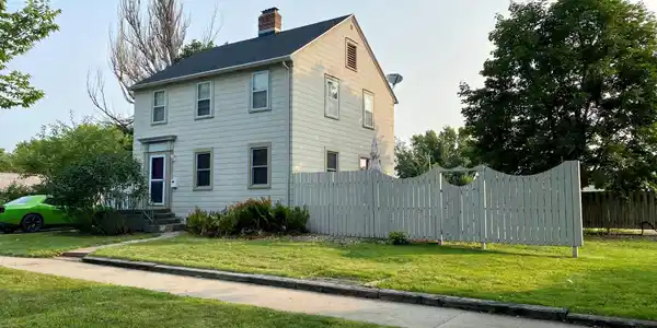 608 9th