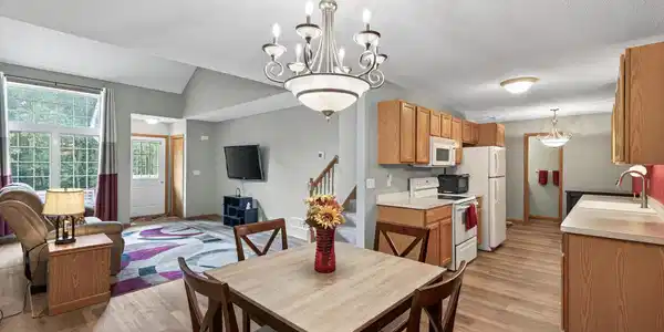 1324 Crown Oaks Drive