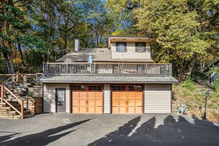 14090 Bayview Circle NE