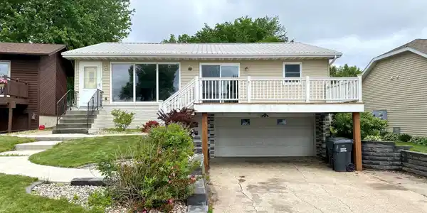 502 Lake