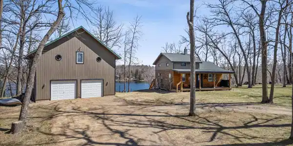 40172 Meadow Bay