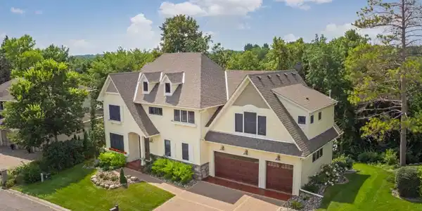 1155 Cove Circle