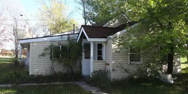 123 Cleveland SW