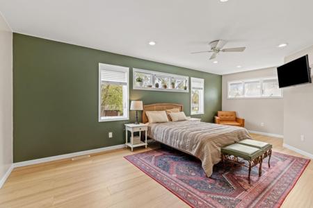 212 Birchwood Drive N