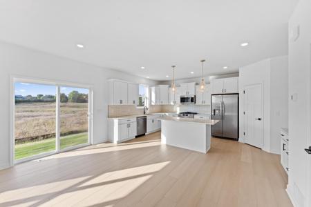 1048 Ashbury Lane NE