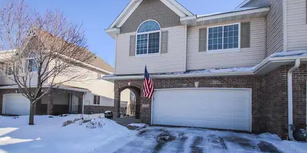 3731 Fox Tail Trail NW