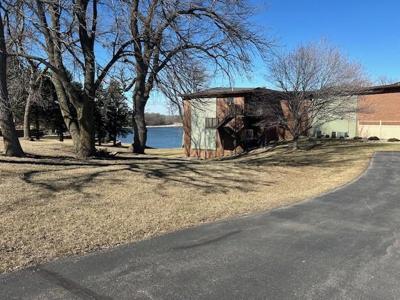 808 Lake Chapeau Drive