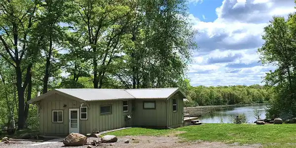 28722 Hillside Circle