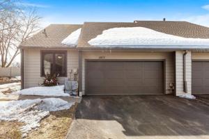 8433 Rice Lake