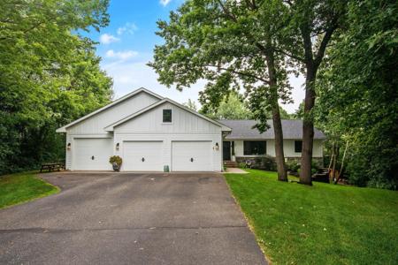 160 Powell Circle N