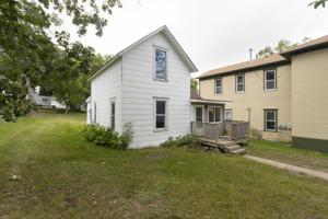 104 Lakeside