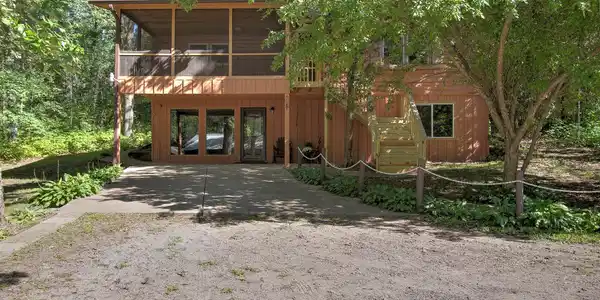 28277 Hardwood