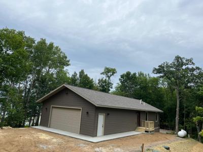 3440 Lower Larson Lake NW