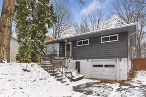 2928 Westedge