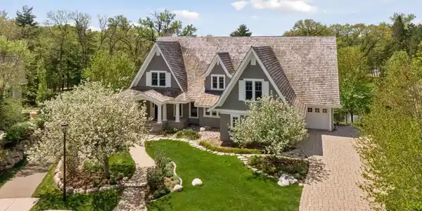 16143 Crosby Cove