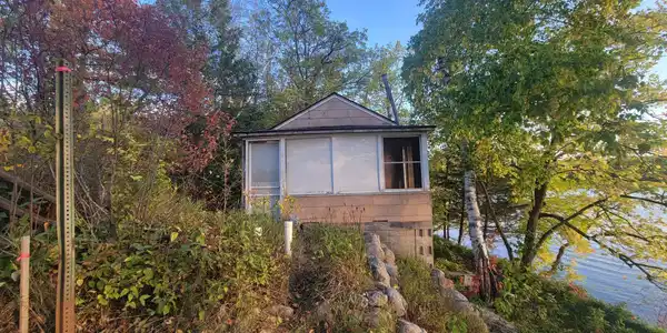 31105 Fish Trap Lake