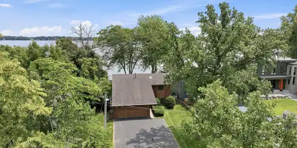 Image 4 Image 4