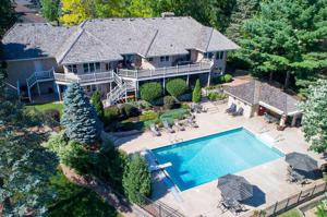 1301 Southview Drive