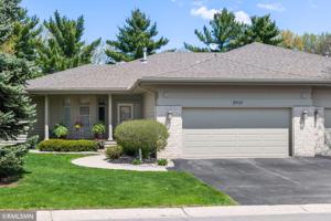 8927 Garland