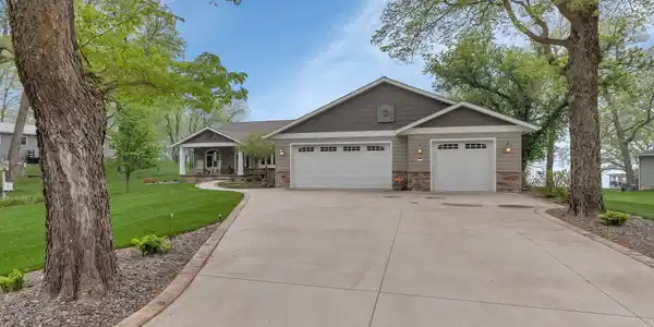5843 150th NE