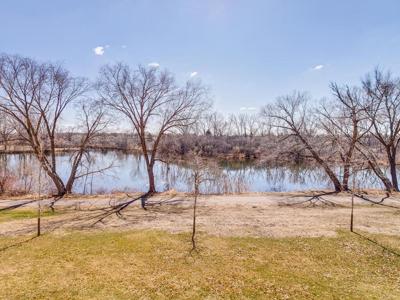 2632 Lake Court Drive