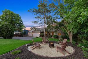2808 Lakeview