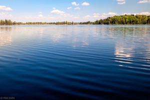 979 Lake Shore