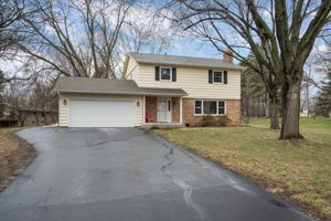 2105 Urbandale N