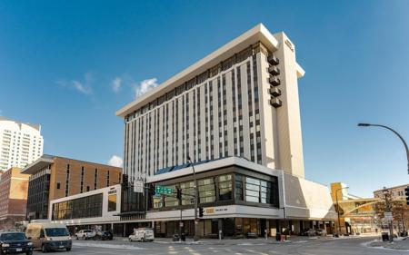 220 Broadway Avenue S