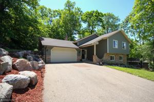 5821 Timber SE
