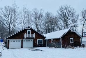 2569 Long Lake