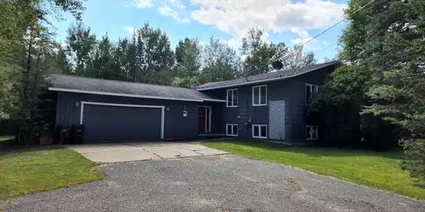 301 Shorewood