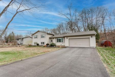 21438 Iverson N
