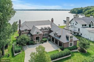 15 Peninsula
