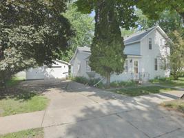 470 1st N