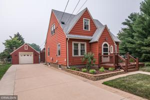 827 11th NE