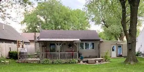 2375 Cottonwood Lake