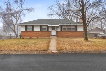 7676 Bacon Drive NE