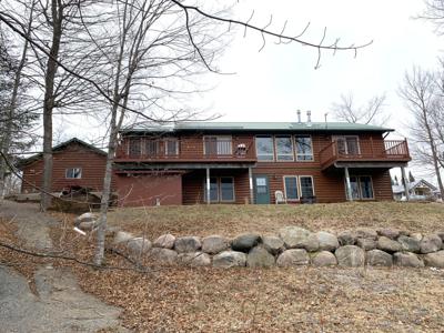 2064 W View Drive NW