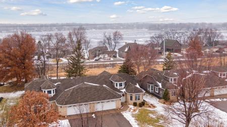 3039 Highpointe Curve